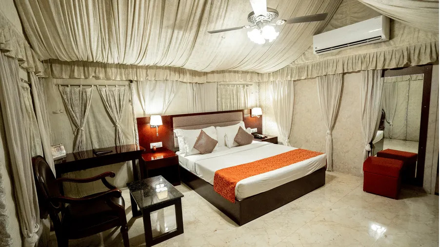 Luxury Tent Cottage with Sit-out
